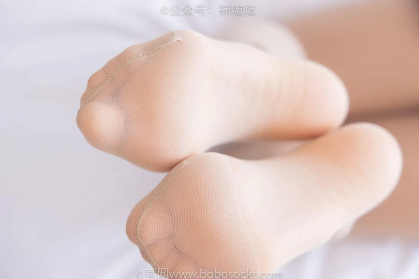 [BoBoSocks袜啵啵]NO.071 涵涵-OL制服、高跟鞋、肉丝 [145P]插图8